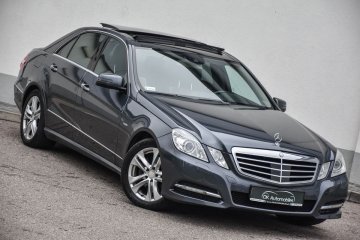 MERCEDES E350 265KM 4MATIK 7G-TRONIK Navi Panorama Rolety Martwe-Pole